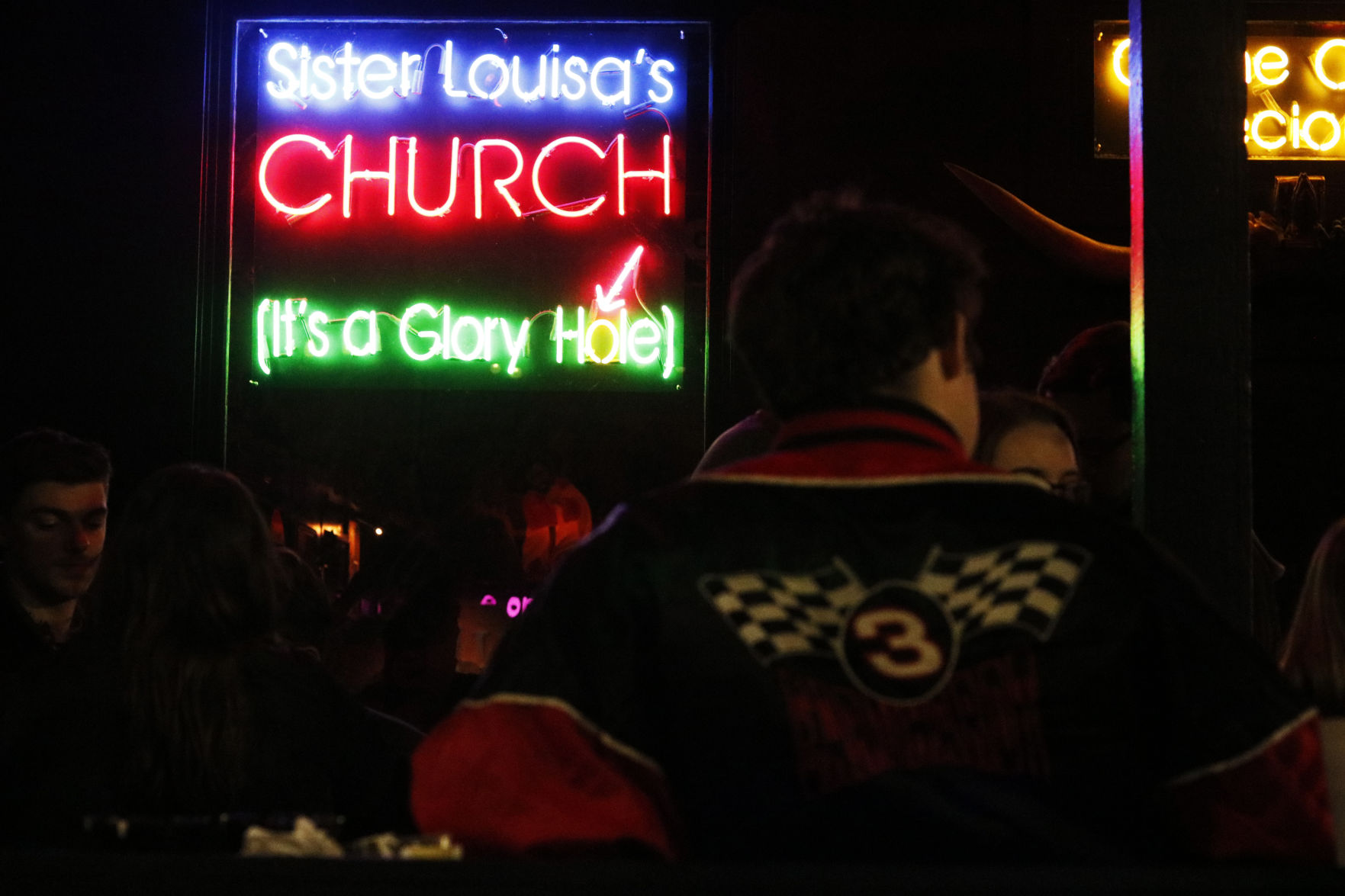 190111_ems_ChurchBar_005
